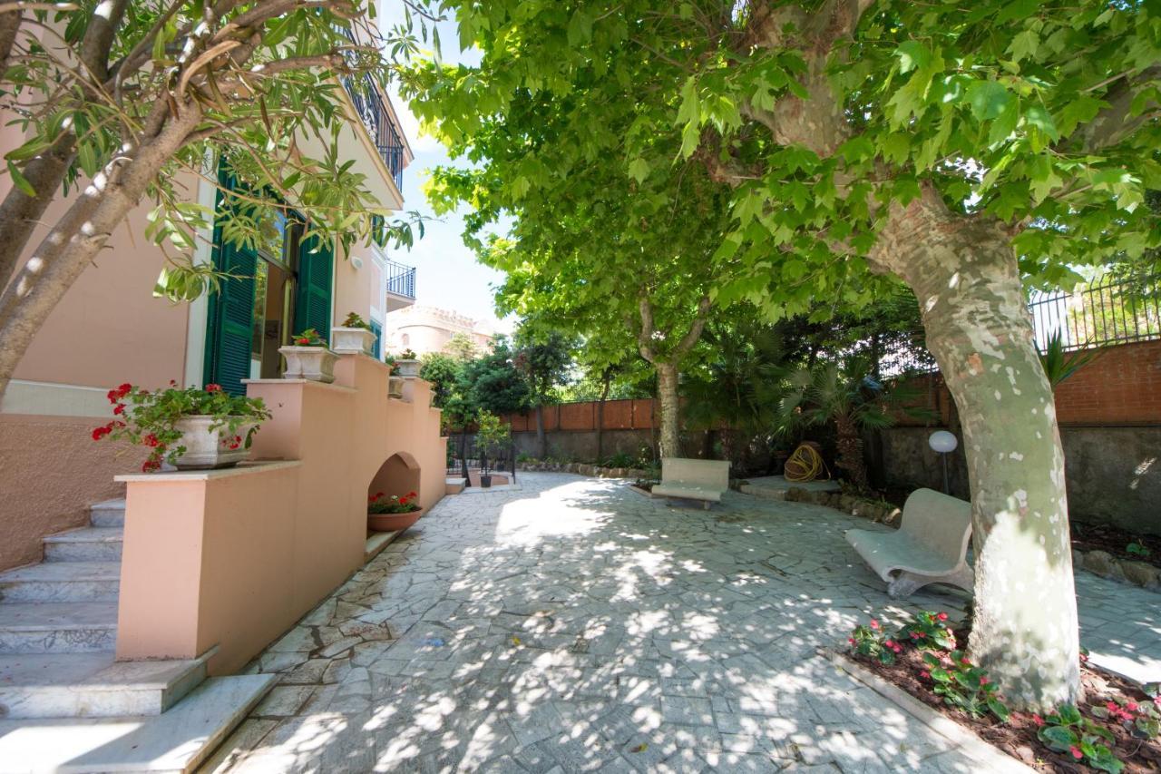 Ostello San Luigi Orione Anzio Exterior foto